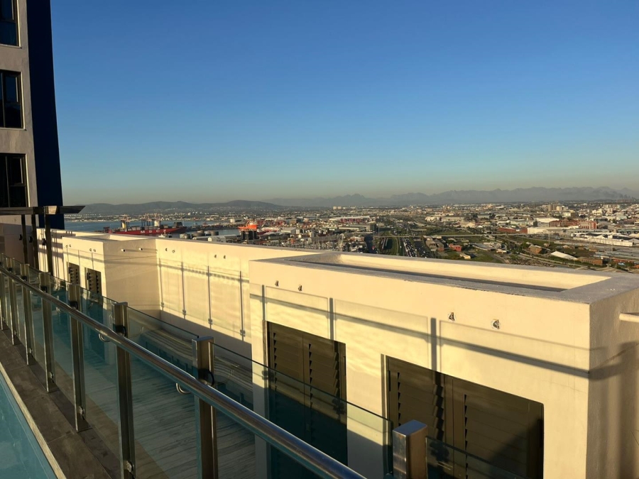 1 Bedroom Property for Sale in Foreshore Western Cape